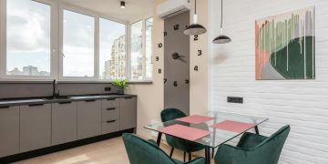 Bright Spaces With Acrylic Wall Art Decor for Vibrant Photo Displays