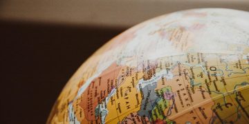 Portugal vs UK Cost of Living: Why More Global Investors Are Choosing Portugal Residency