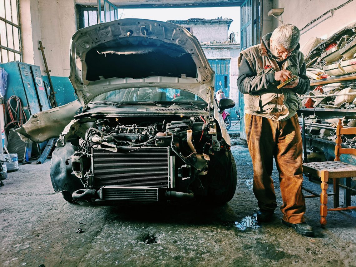 Timing Belt Warning Signs: When to Replace It Before It Fails