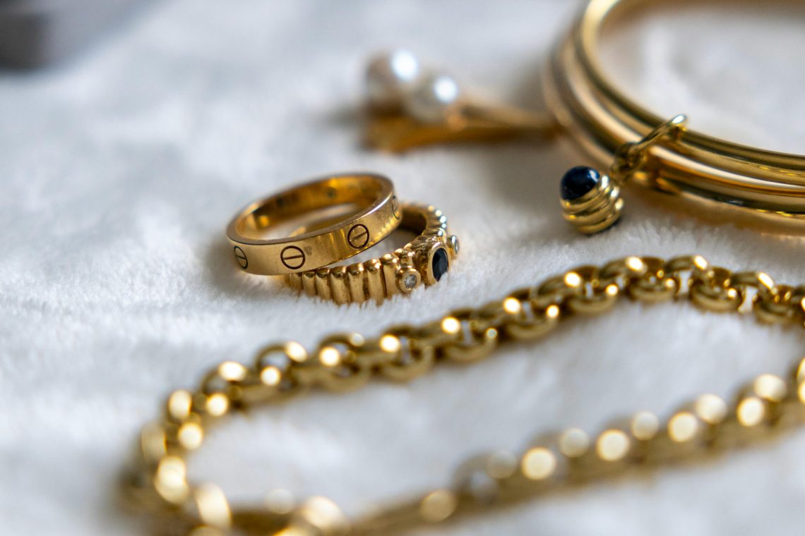 Luxury Gold Jewelry Best Buyers Ready to Purchase Today