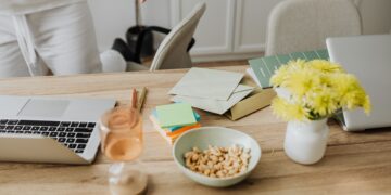 How Teen Counselling Can Help Teens Live a Productive Life