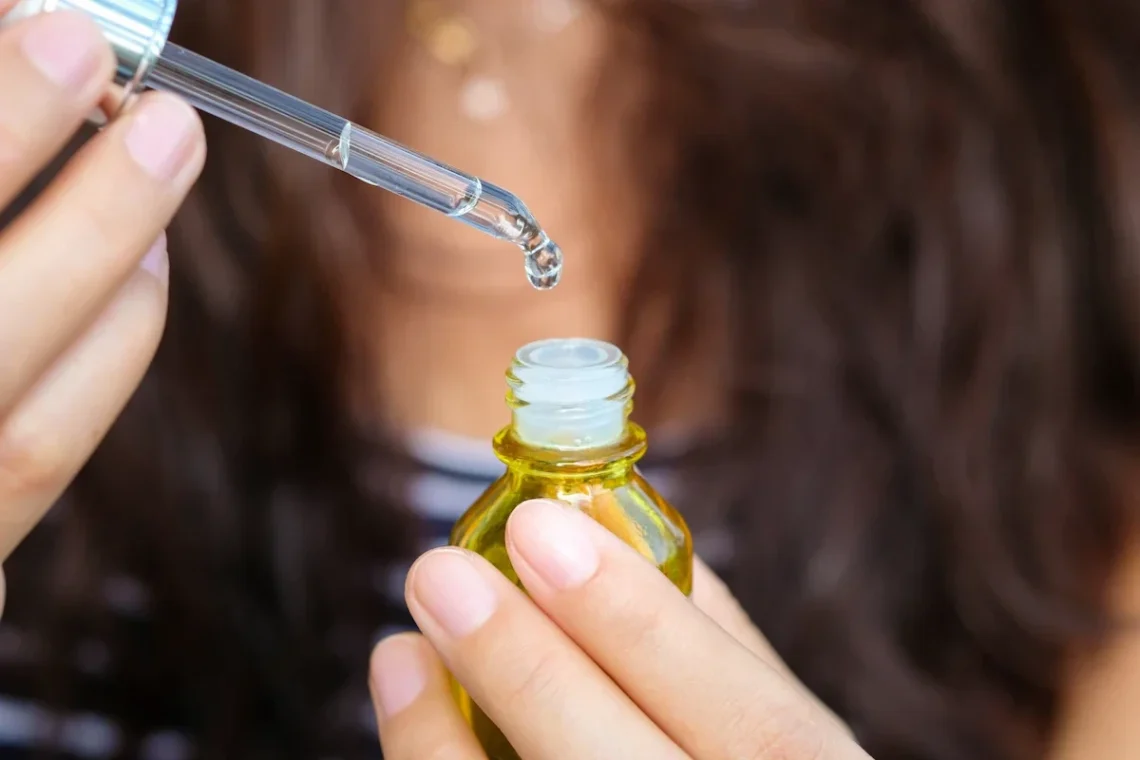 Adapalene and Niacinamide in Multivitamins Supplements: What You Need to Know
