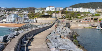 Why Do Repeat Visitors Keep Coming Back to Ventnor Each Year?