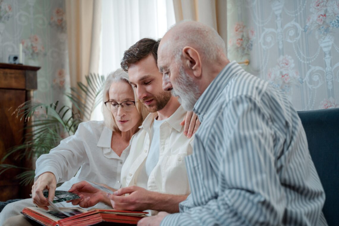 What Families Need to Know About the Health Benefits of Purpose-Built Memory Care Environments